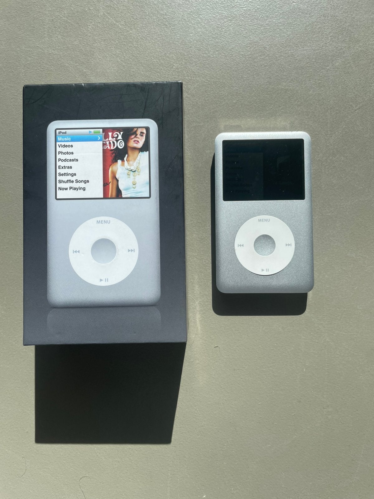 Ipod classic 80gb zilver, Audio, Tv en Foto, 40 GB en meer, Classic, Ophalen of Verzenden, Zo goed als nieuw