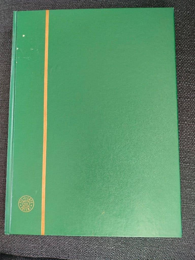 groen postzegelalbum van merk Fil-I-Safe met 16 witte blz., Postzegels en Munten, Postzegels | Toebehoren, Verzenden, Verzamelalbum