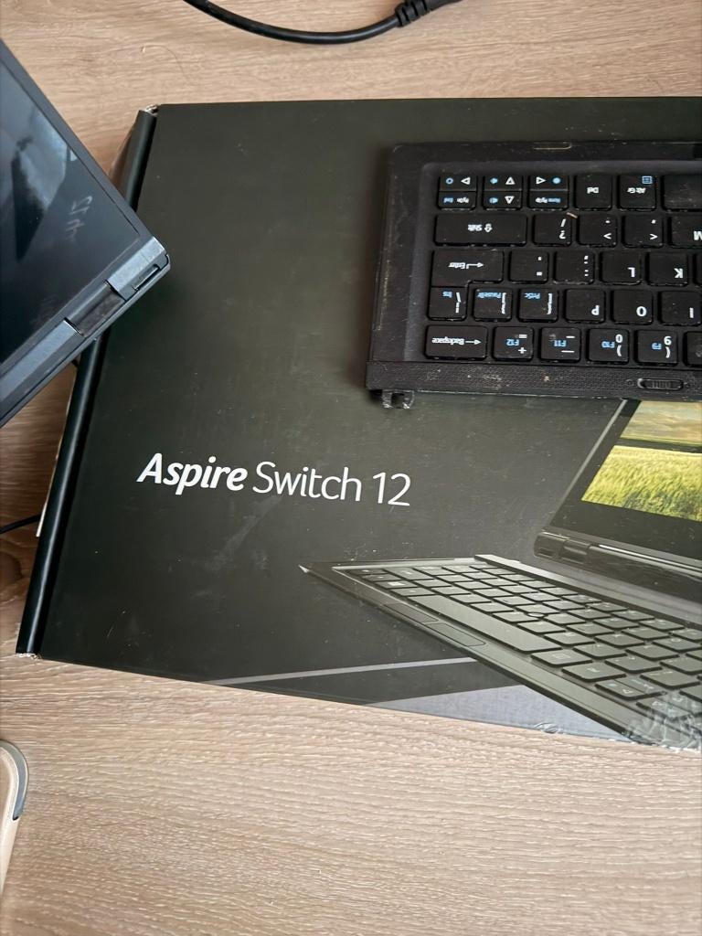 Tablette, Enlèvement, Comme neuf