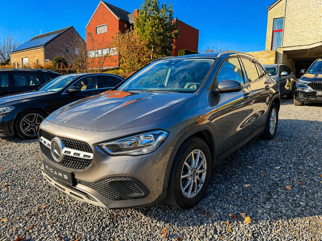MERCEDES GLA200d 2.0d Camera Carplay GPS Carnet GARANTIE 1 J, Auto's, Automaat, Testrit aan huis, 4 cilinders, Lane Keeping Assist