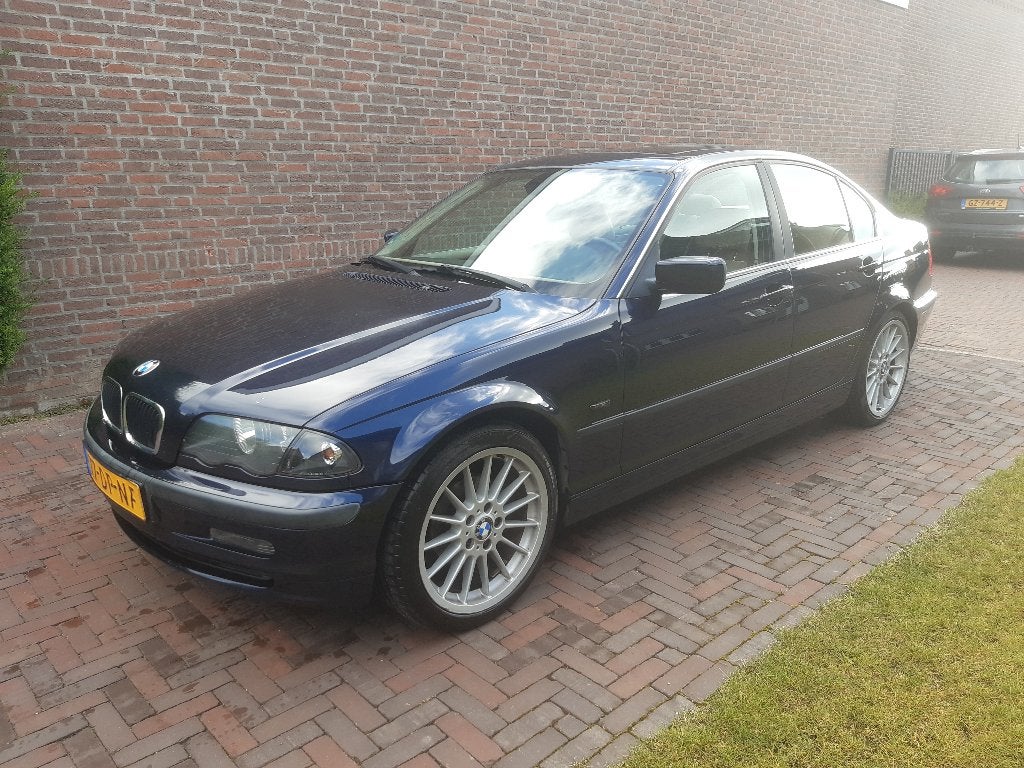 BMW 323i e46, 4 deurs, Beige, Blauw, Leder