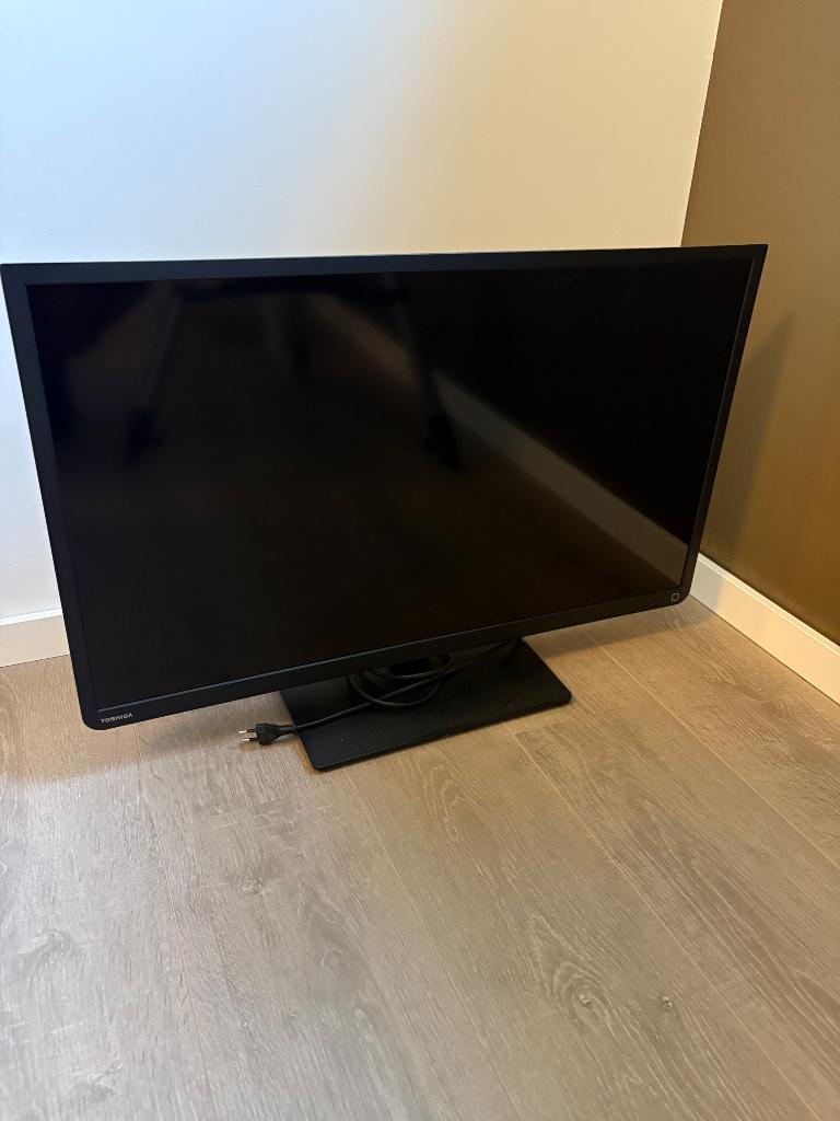 Toshiba TV, Audio, Tv en Foto, Televisies, Ophalen, 50 Hz, 60 tot 80 cm, Gebruikt