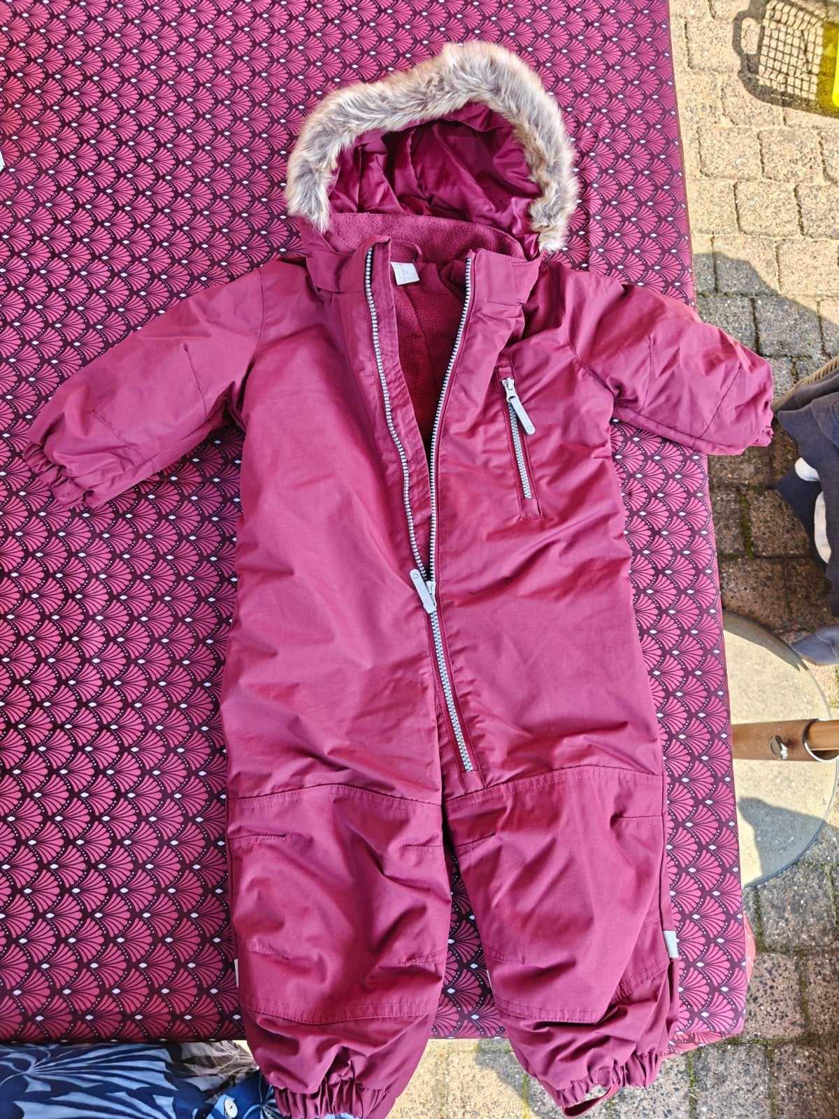 Combinaison de ski taille 86, Enlèvement