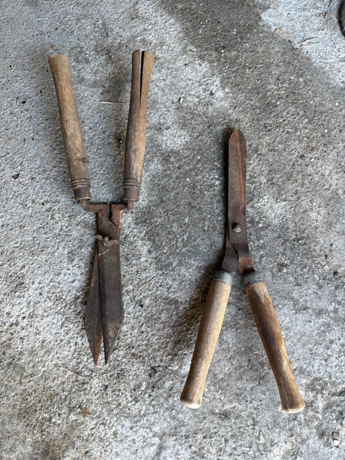 Deux secateurs, Enlèvement ou Envoi, Comme neuf