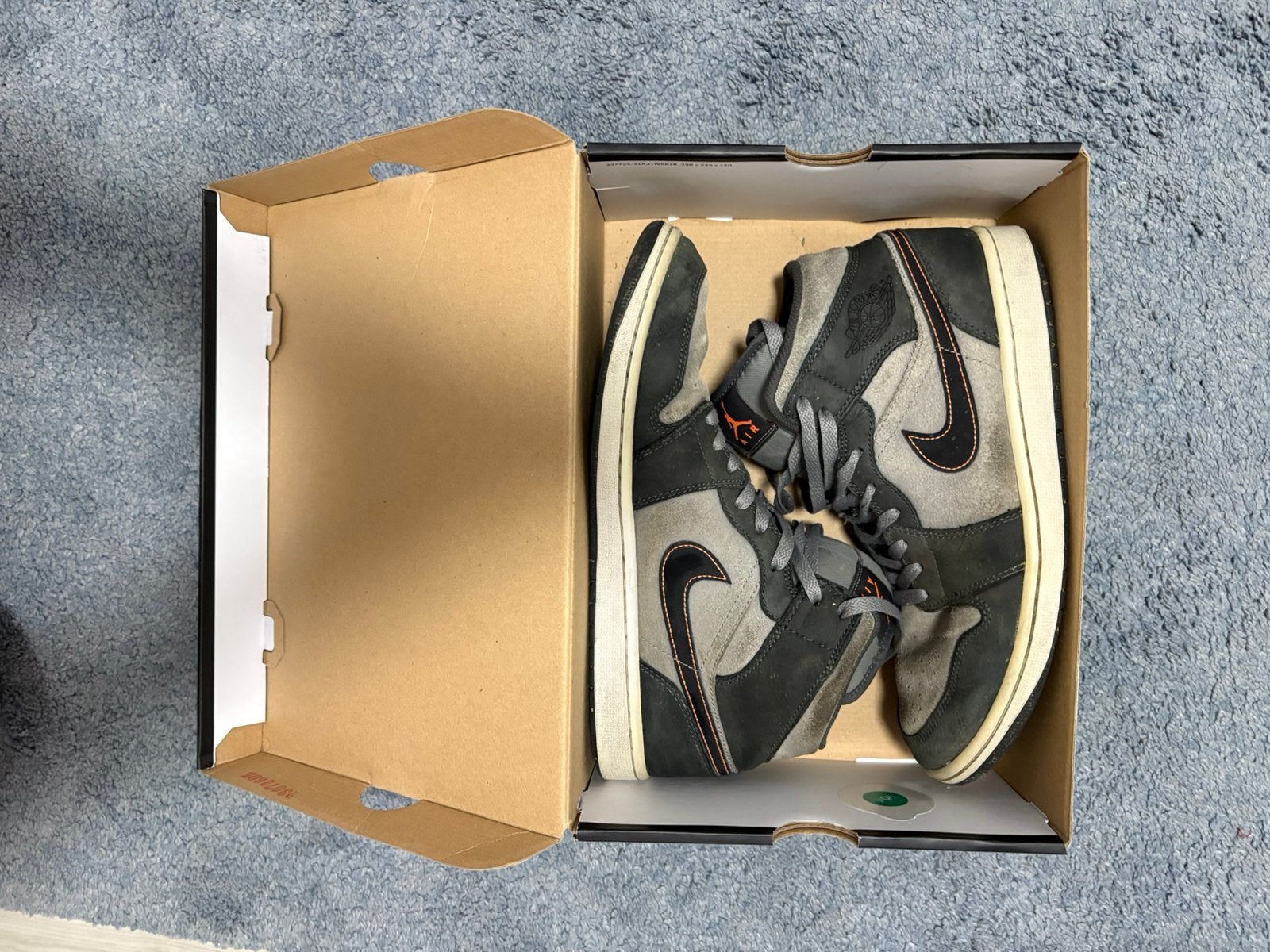AIR JORDAN 1 MID SE NIGHT STADIUM/BLACK, Enlèvement