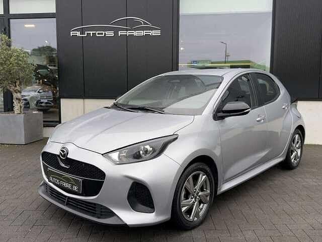 Mazda 2 15 HYBRIDE Facelift New model  Automaat 5 doors, Auto's, Mazda, Automaat, Zwart, Berline, 1500 cc