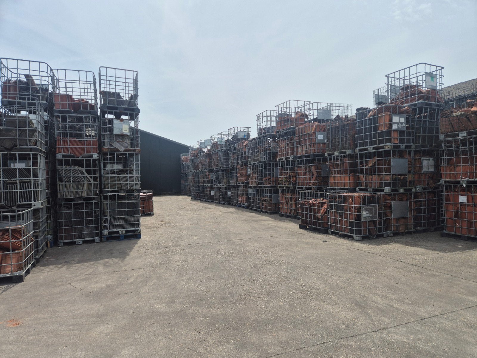 Oude Dakpannen? +300.000 Recuperatie Dakpannen in stock!, Enlèvement ou Envoi, Pierre ou Argile, Utilisé, Tuiles
