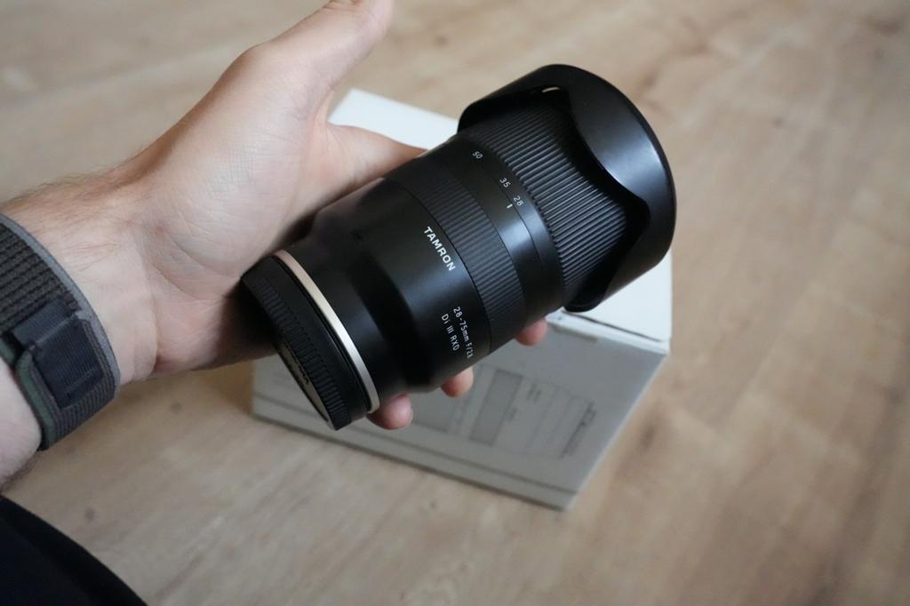 Tamron 28-75mm f/2.8 Di III RXD voor Sony E Mount, Enlèvement ou Envoi, Comme neuf