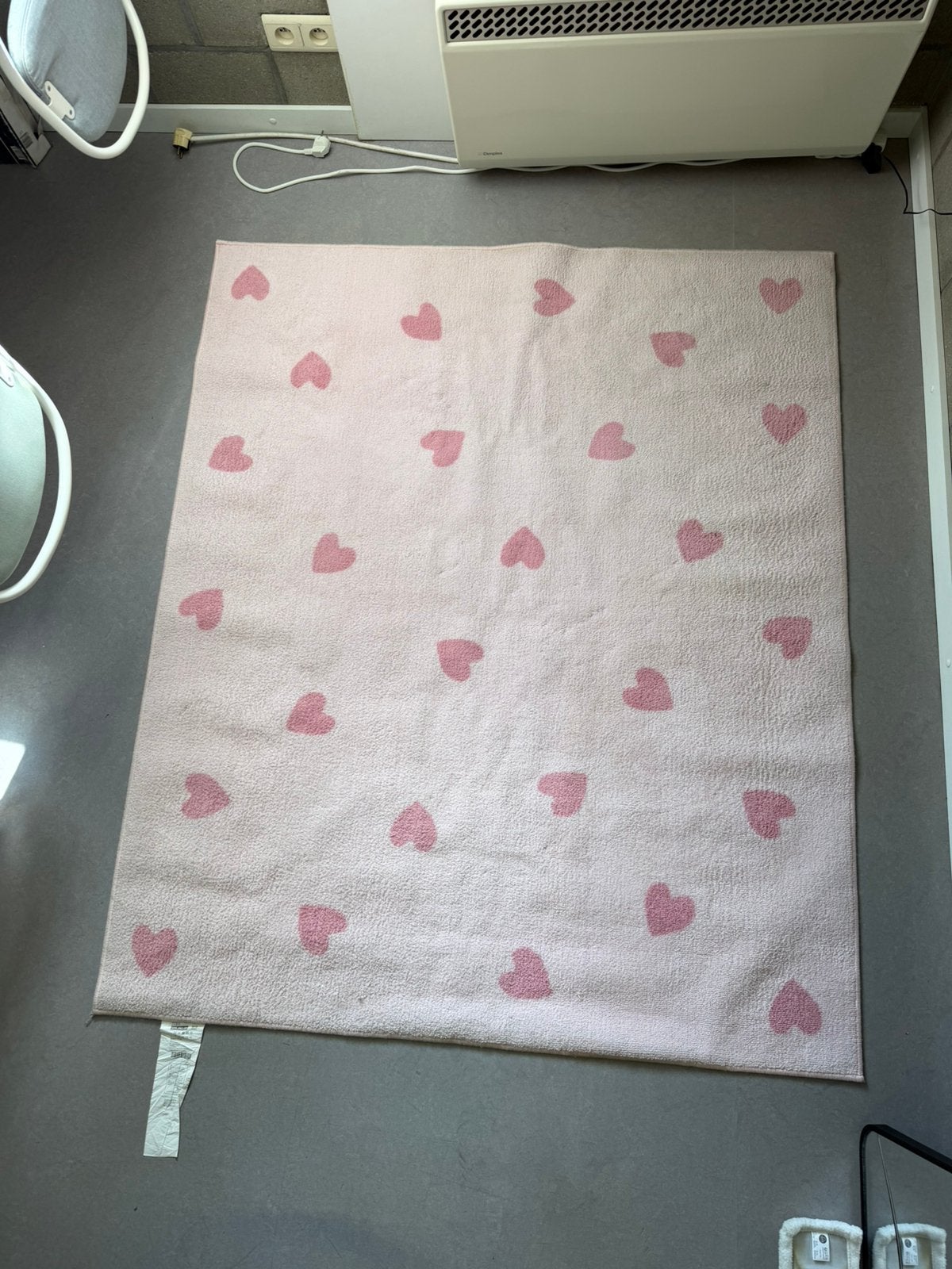 Tapis Pink Hearts, Enlèvement