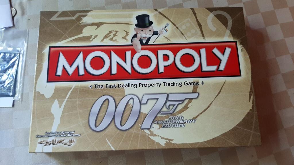 bordspel Monopoly James Bond 007 50th Monopolie, Hobby en Vrije tijd, Vijf spelers of meer, Ophalen of Verzenden, Nieuw, Monopoly