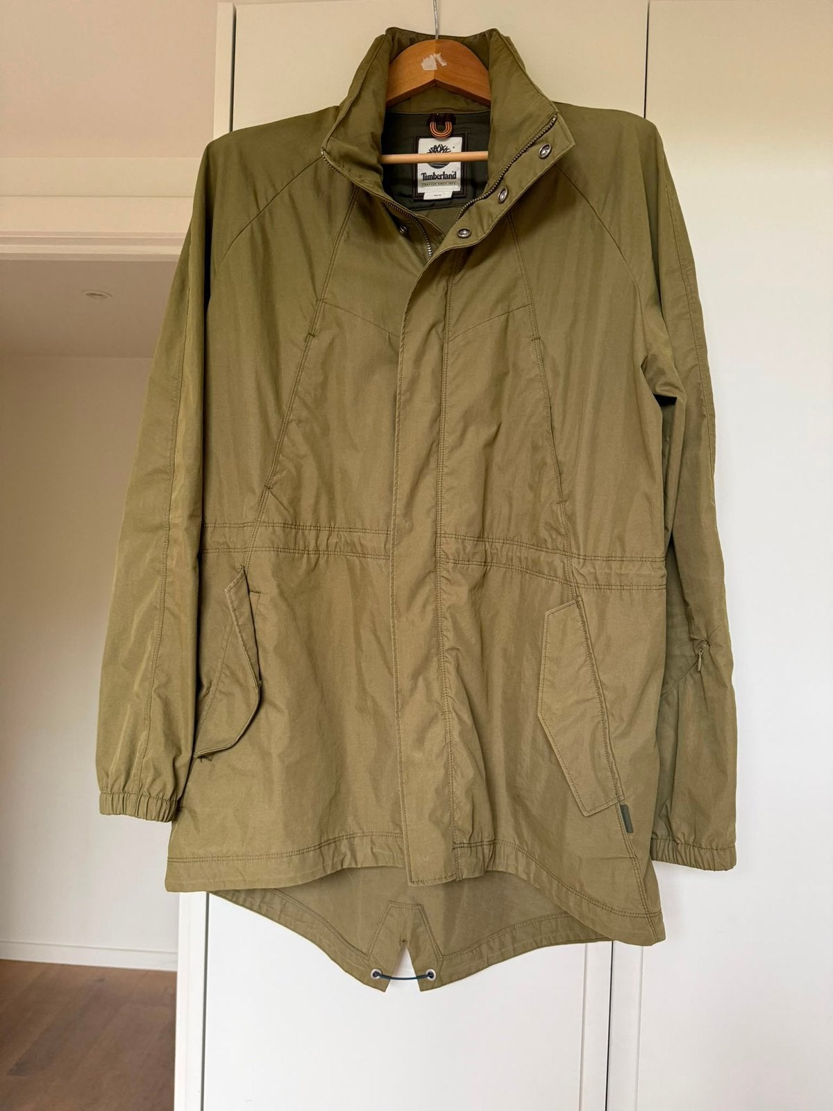 Parka Timberland, Vêtements | Hommes, Vestes | Été, Enlèvement ou Envoi, Comme neuf, Taille 48/50 (M), Vert