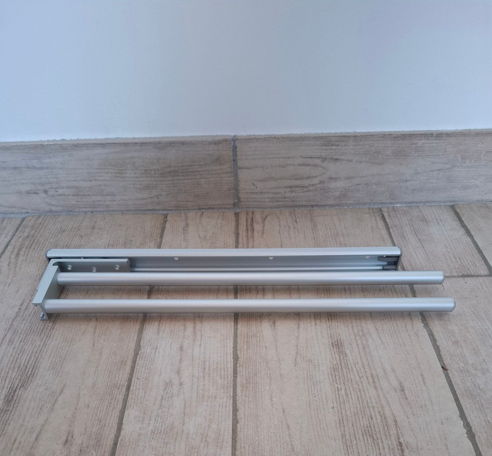 Porte-serviettes extensible pour armoire de cuisine NOUVEAU, Maison & Meubles, Enlèvement, Neuf