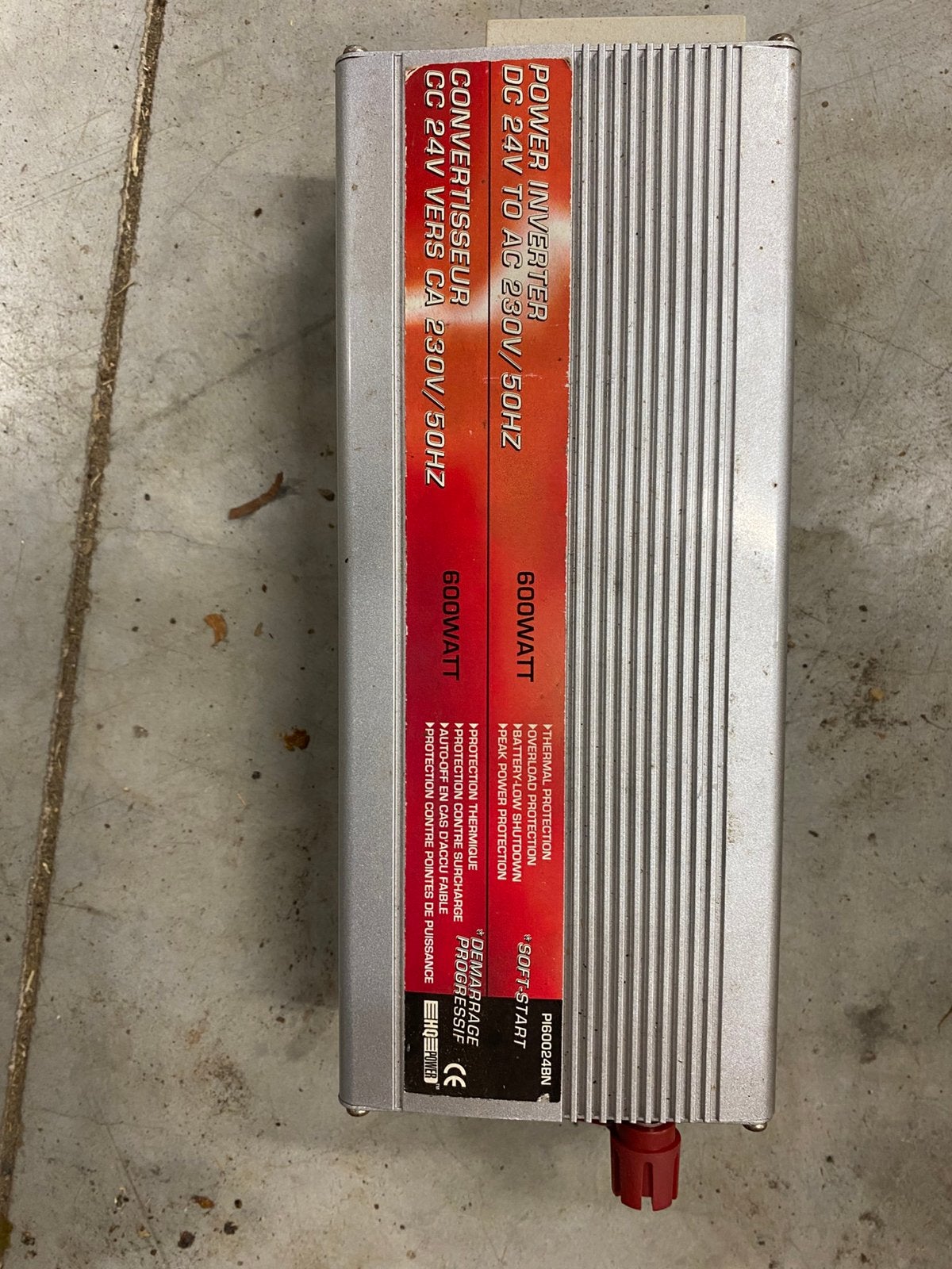Power inverter dc 24v to 230v, Enlèvement
