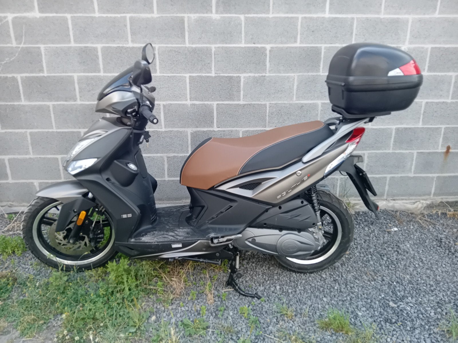 KYMCO AGILITY 125 16+, Ophalen, Kymco, Zo goed als nieuw, Benzine