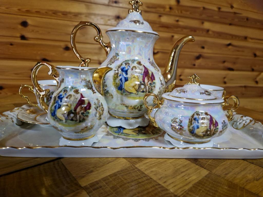 Theeset vaste prijs, Antiek en Kunst, Ophalen