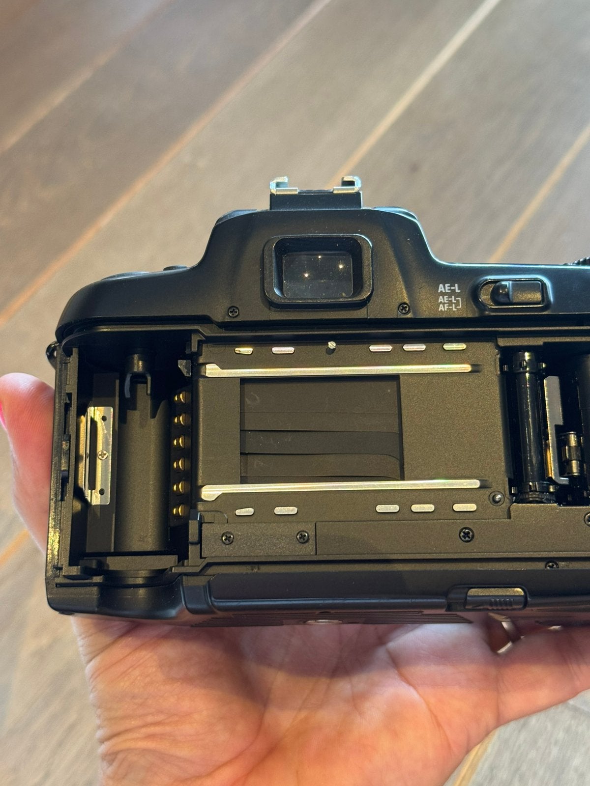 Nikon F-601 (N6006) – Boîtier reflex argentique autofocus, Enlèvement ou Envoi, Utilisé, Nikon