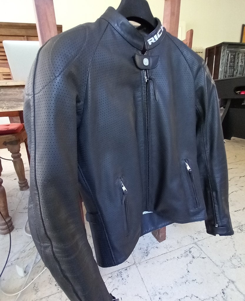 Neuf Blouson Richa Medium 50 cuir perforé aéré, Motos, Enlèvement ou Envoi, Neuf, avec ticket, Manteau | cuir, RICHA