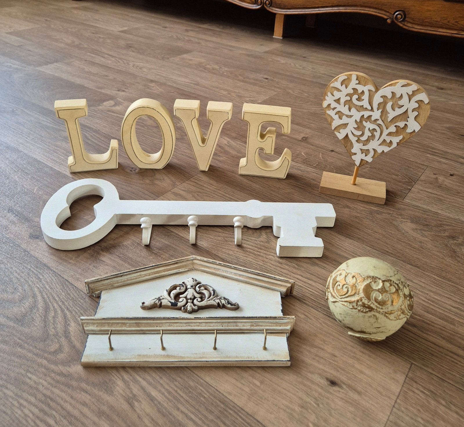 Setje decoratie : LOVE , sleutelhanger  🤍, Ophalen of Verzenden, Wit, Hout, Brocante