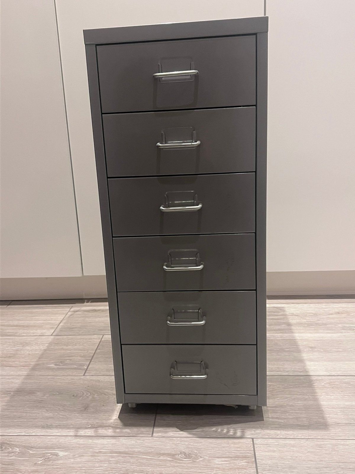 2 tiroirs à roulettes, idéal pour les bureaux, Maison & Meubles, Enlèvement, Comme neuf, Métal