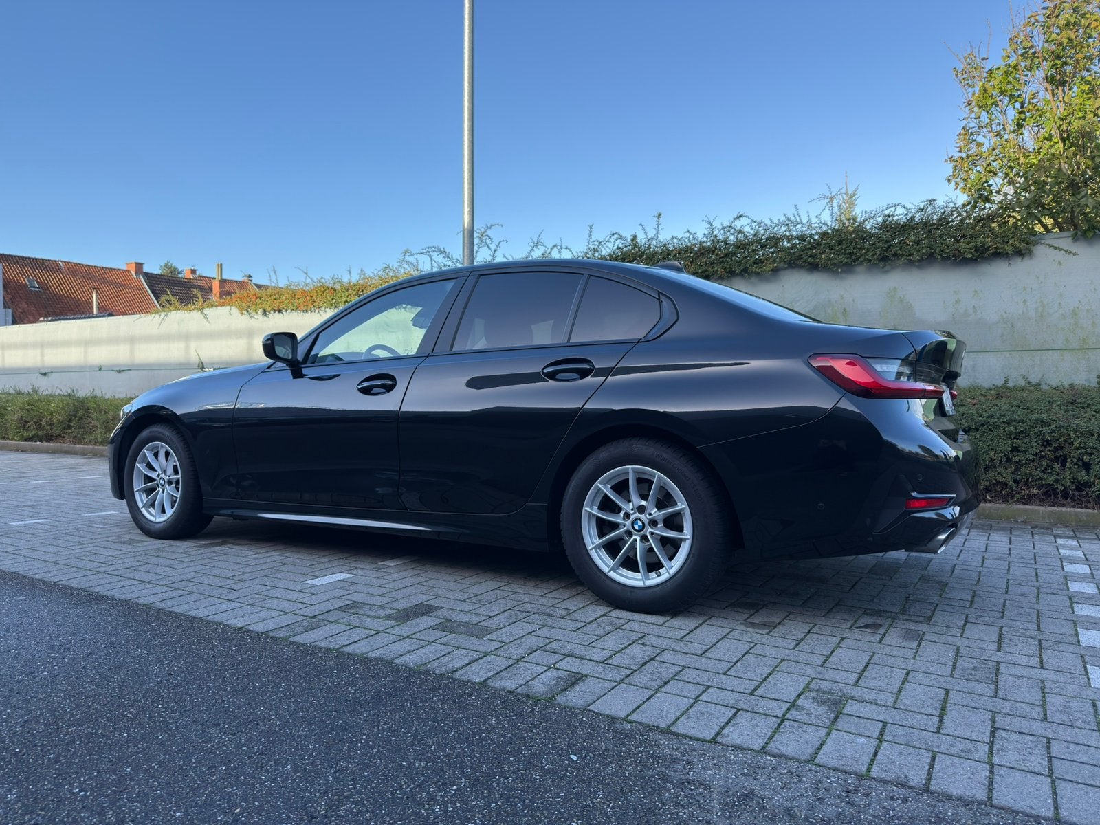 BMW 320i - garantie BMW 02/2028 - entretien concessionnaire, Autos, Cuir, Achat, Ordinateur de bord, Entretenue par le concessionnaire