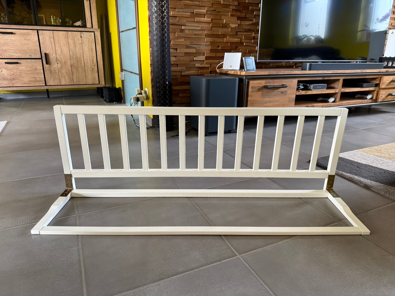 Barrière de lit en bois pour enfant, Enfants & Bébés, Enlèvement, Utilisé, Bois, Barrière de sécurité