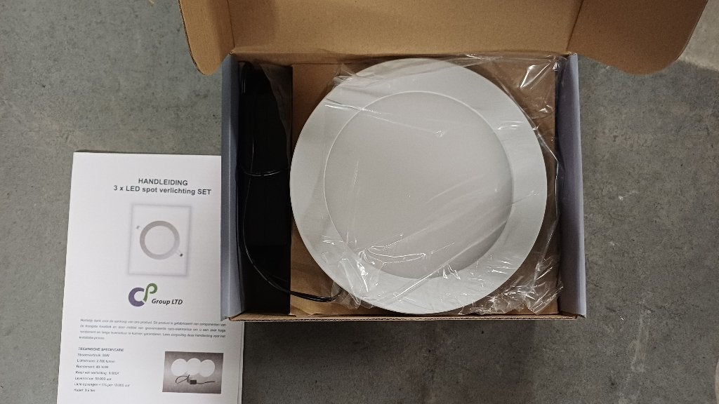 Lot de 3 lampes encastrées très basses à LED, neuves, Maison & Meubles, Lampes | Lampes en vrac, Enlèvement ou Envoi, Neuf, Ampoule LED