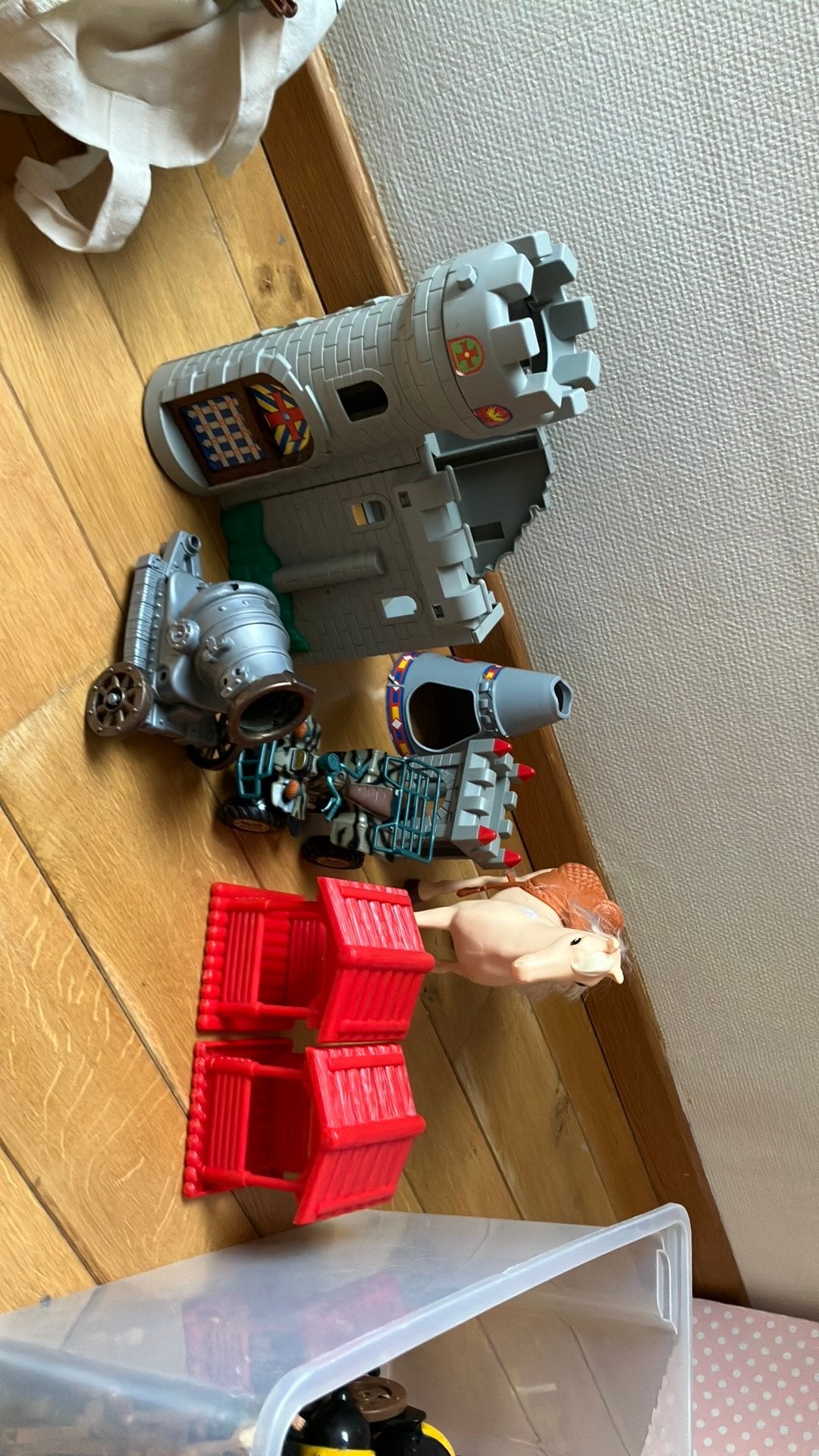 GRATIS Soldaatjes en kasteeltje en toebehoren, Kinderen en Baby's, Ophalen, Gebruikt