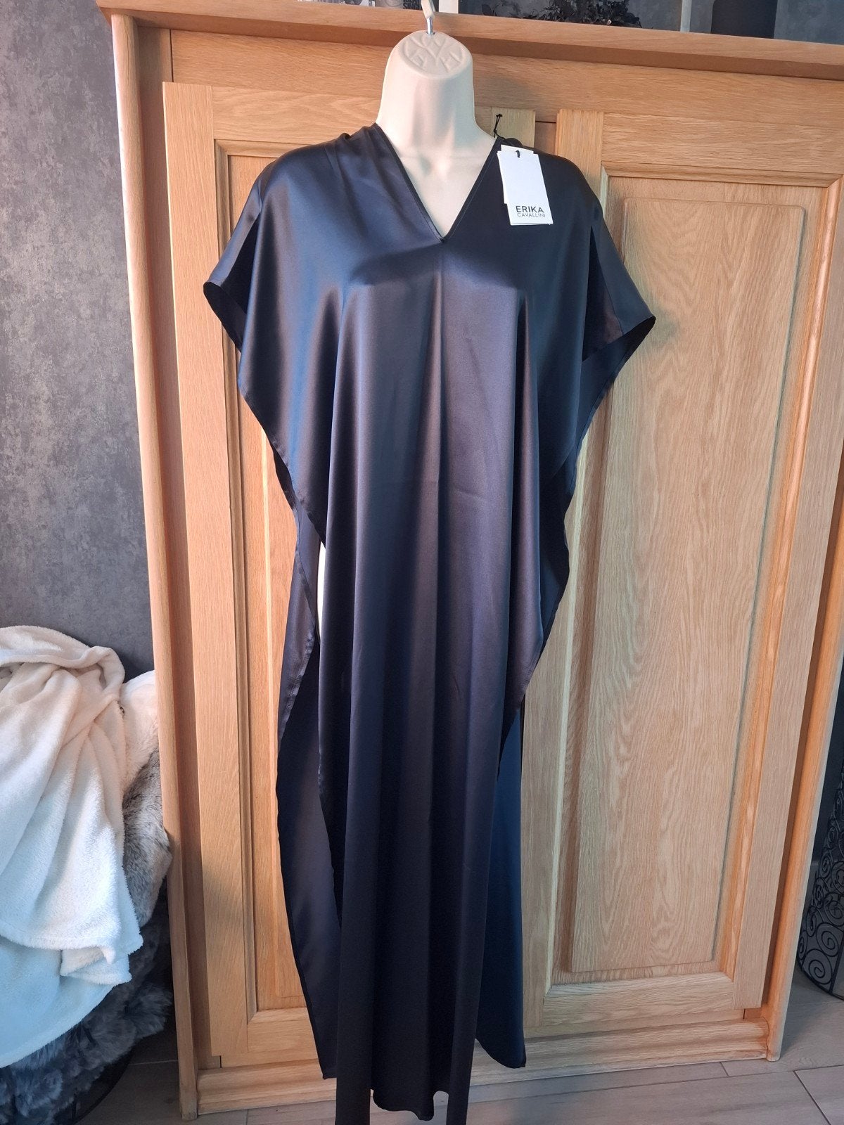 neuve longue robe soie Erika Cavallini noir TU, Neuf, Taille 38/40 (M), Enlèvement ou Envoi, Erika cavallini