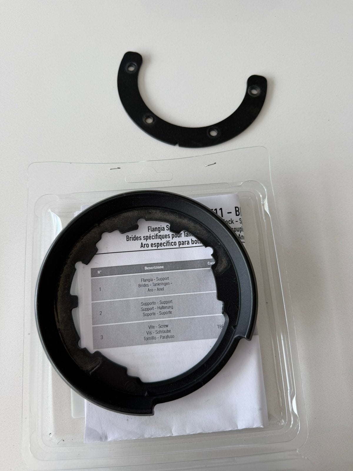 Givi Tanklock BF11 montageflens, Motoren, Accessoires | Koffers en Tassen, Gebruikt, Ophalen