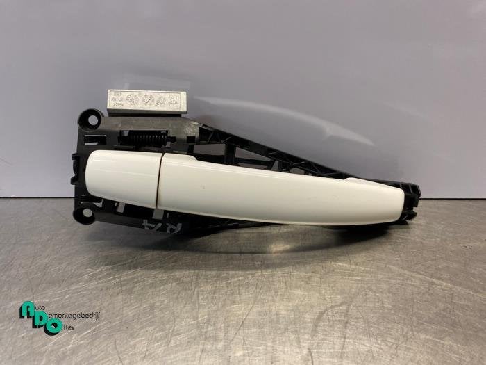 Poignée portière 4portes arrière droite d'un Opel Corsa (, -, Opel, 3 mois de garantie, Utilisé