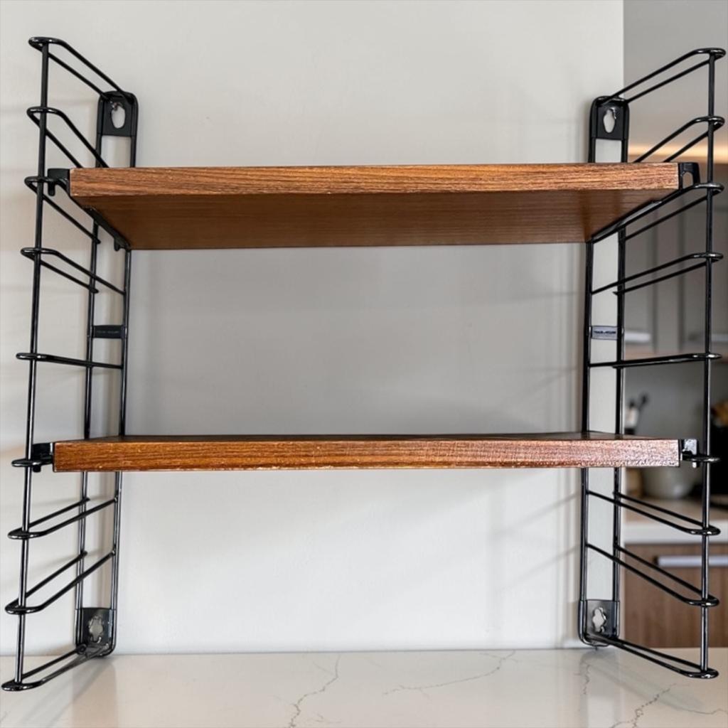 vintage tomado rek met  2 legger / muurrek, Huis en Inrichting, Verzenden, Gebruikt