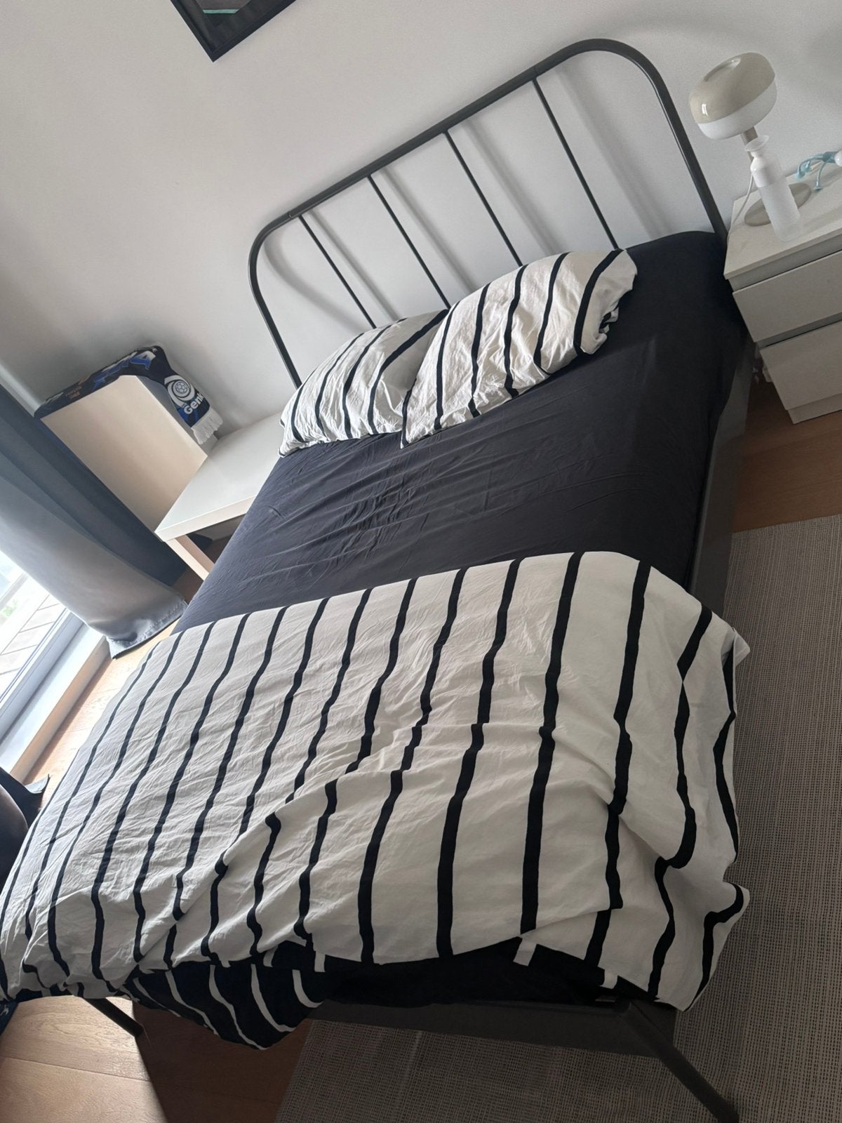 Lit + matelas, Gris, Queen size, Enlèvement, 140 cm