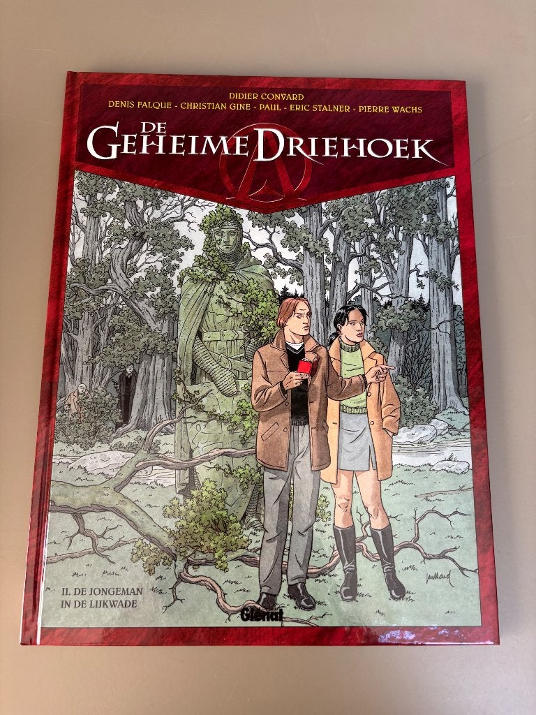 De geheime driehoek, Boeken, Ophalen of Verzenden, Zo goed als nieuw