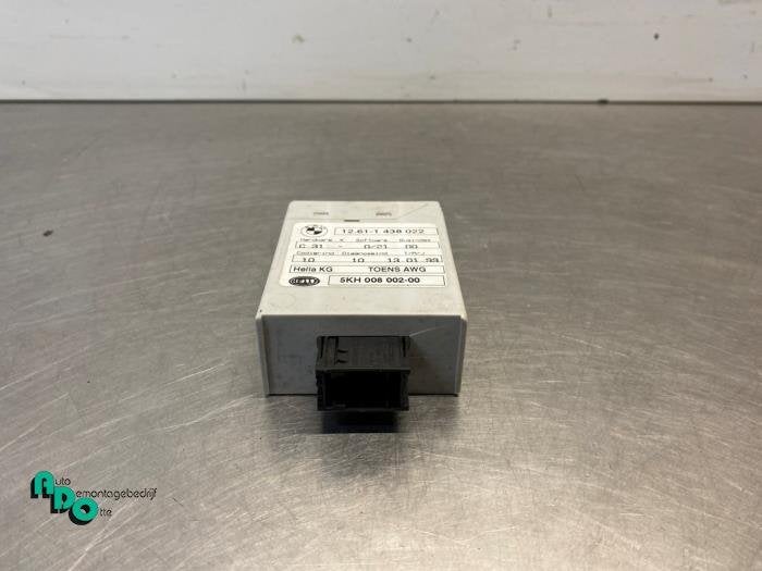 Capteur de niveau d'huile d'un BMW 3-Serie (3-Serie 90-), -, 3 mois de garantie, Utilisé, -