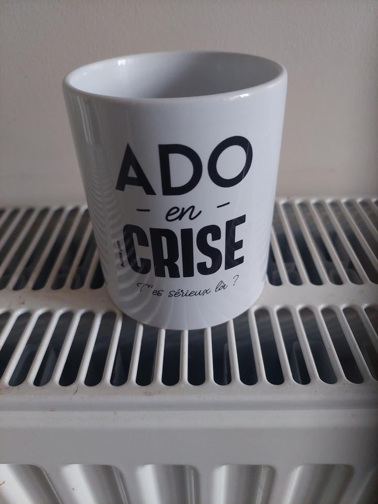 Gobelet en céramique Ado en crise Bubblegum, Maison & Meubles, Enlèvement ou Envoi, Céramique