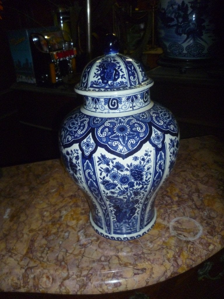 DELFTSE  DEKSELVAAS, Antiek en Kunst, Ophalen