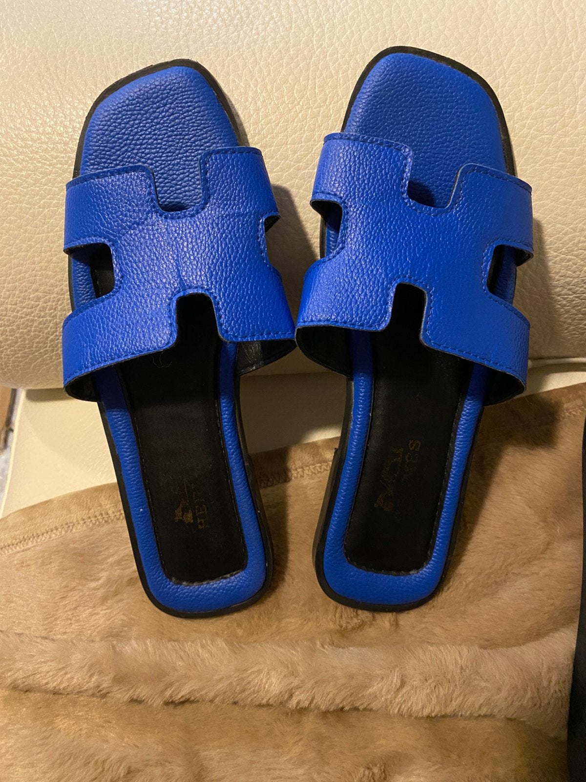 Slippers, Ophalen, Zo goed als nieuw, Slippers