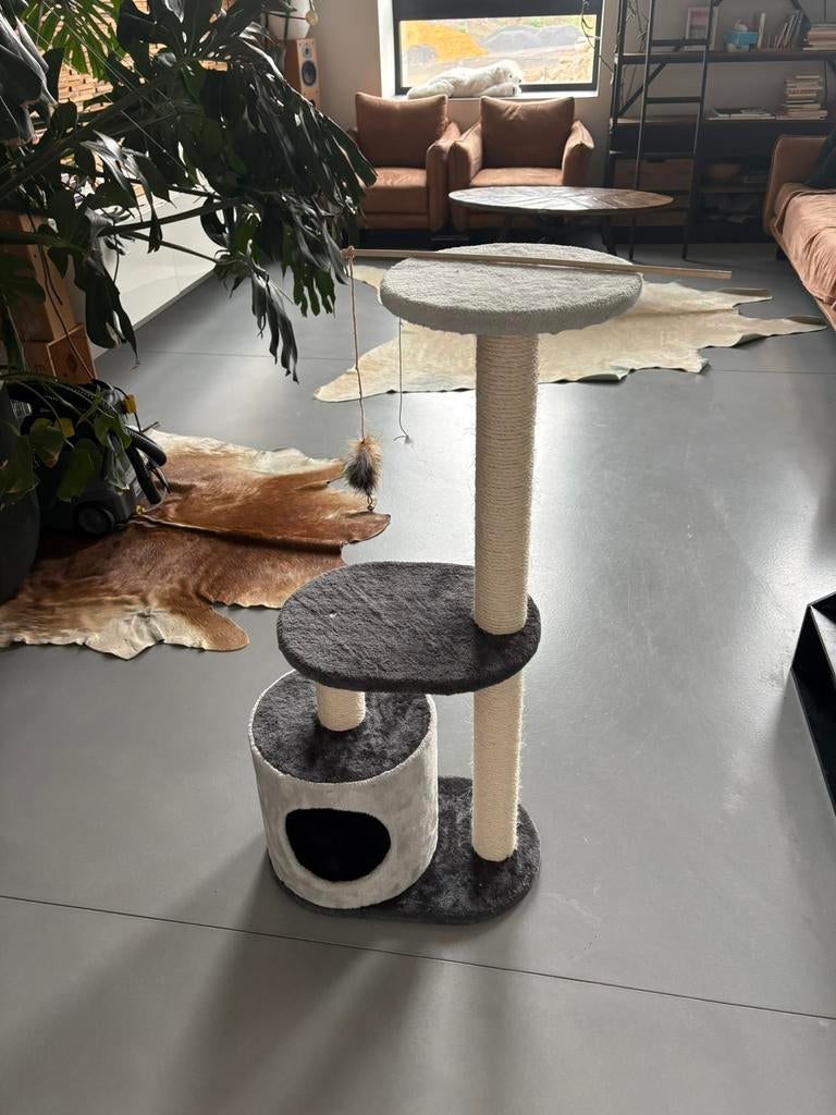Arbre à chat, Enlèvement ou Envoi, Comme neuf