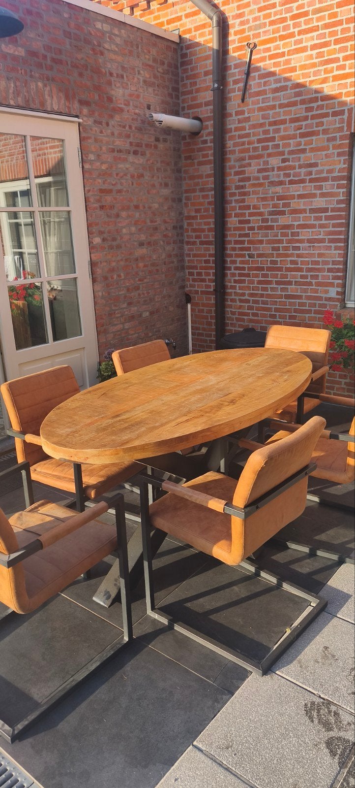 Industriële Ovale Eethoek Mangohout + 6 Cognac Stoelen, Enlèvement