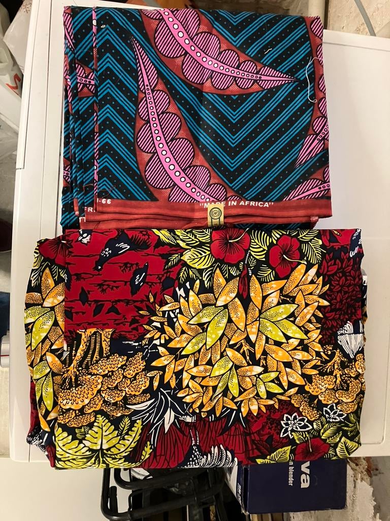 Lot de deux tissus Wax, Neuf, 200 cm ou plus, Enlèvement, Autres matériaux