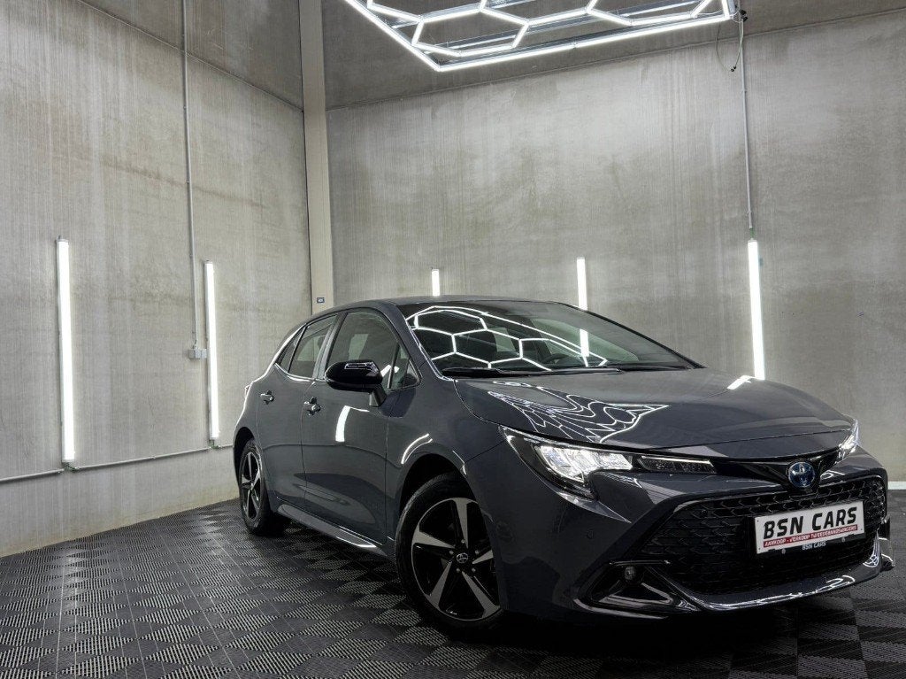 TOYOTA COROLLA/CARPLAY/CAMERA/ACC/LANE/NIEUW, Auto's, Stof, Corolla, Berline, 5 deurs