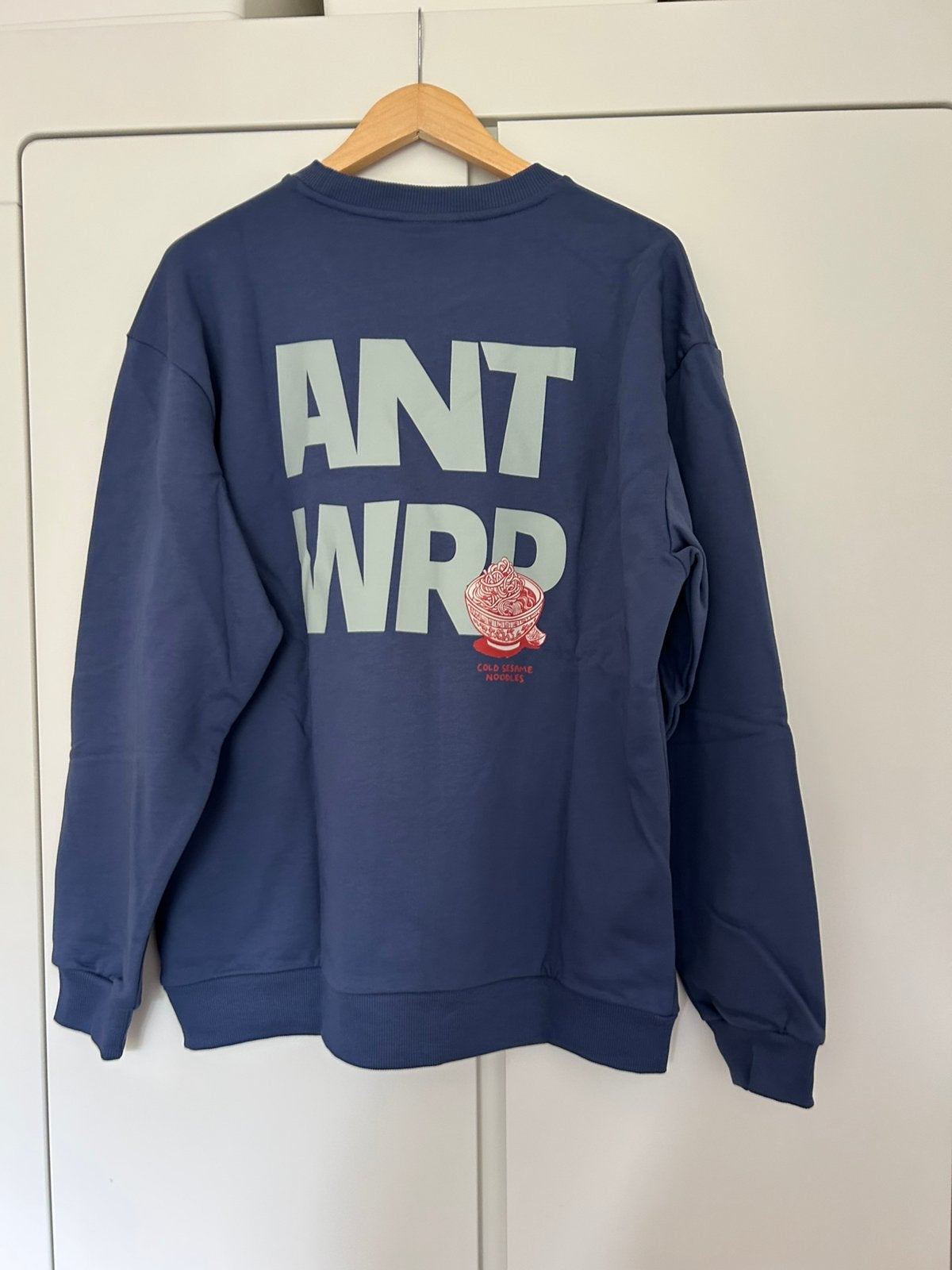 Antwrp - Sweater heren. Maat L. Nieuw, Kleding | Heren, Truien en Vesten, Ophalen of Verzenden, Nieuw, Maat 52/54 (L), Blauw