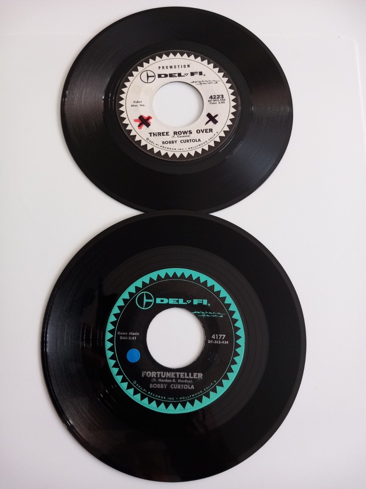 BOBBY CURTOLA. 60S OLDIES POP-CORN 2 X 45T, Enlèvement ou Envoi, Pop