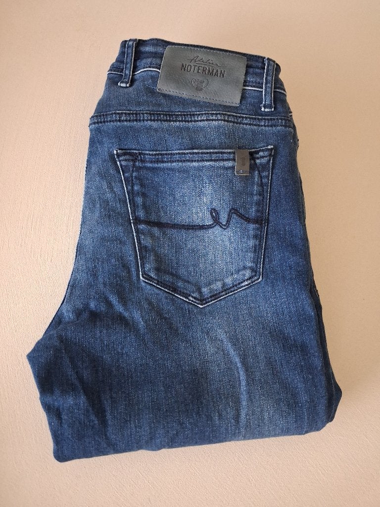Alberto Noterman jeans Maat 29/32, Vêtements | Hommes, Enlèvement ou Envoi, Porté, Bleu, W32 (confection 46) ou plus petit