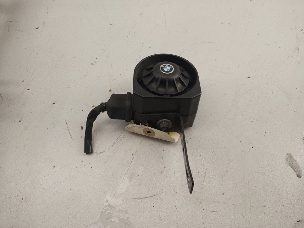 SIRENE D'ALARME BMW Z3 Roadster (E36 / 7) (|82929402827|), Utilisé, BMW, Petuelring 130
80809  München, DE, Bayerische Motoren Werke AG