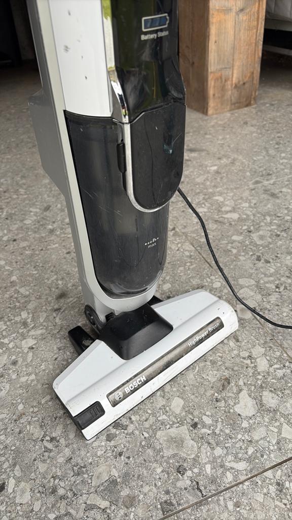Bosch stofzuiger, Ophalen, Zo goed als nieuw, Bosch