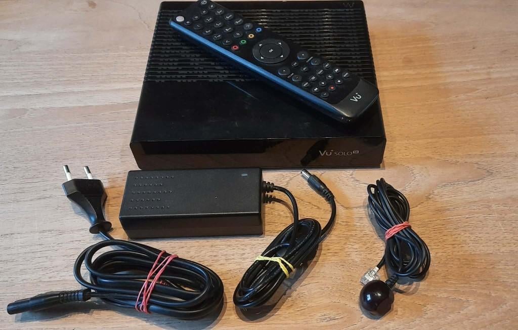 Vu+ Solo SE V2 Full HD avec Tuner DVB-S/S2, TV, Hi-fi & Vidéo, Antennes paroboliques, Utilisé, Accessoires d'antenne (parabolique)