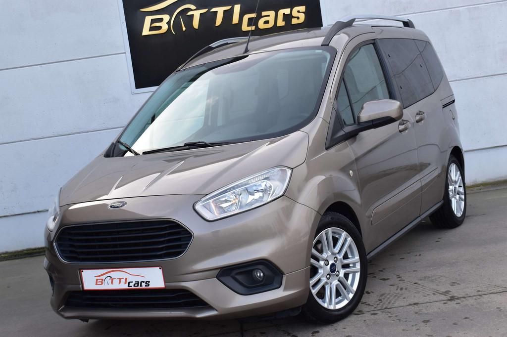 Ford Tourneo Courier 1.0 EcoBoost* Trend* Zetelverwarming* P, Auto's, Ford, Voorwielaandrijving, Stof, Gebruikt, Bruin
