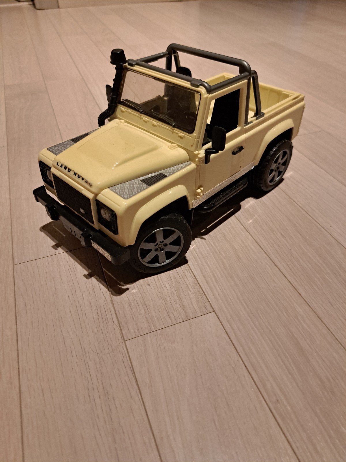 Land Rover Defender pick-up - Bruder, Ophalen