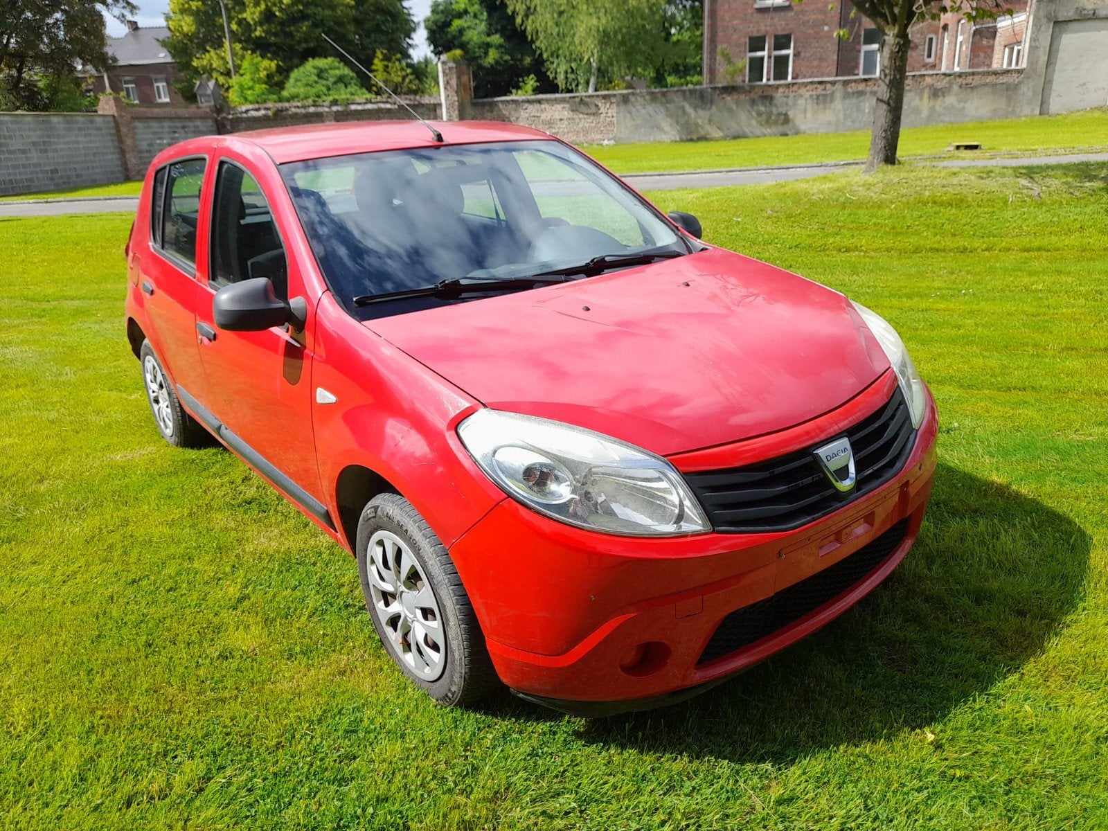 Dacia Sandero 2010 1500 Dci // 0492429229, Voorwielaandrijving, Stof, 4 cilinders, Particulier